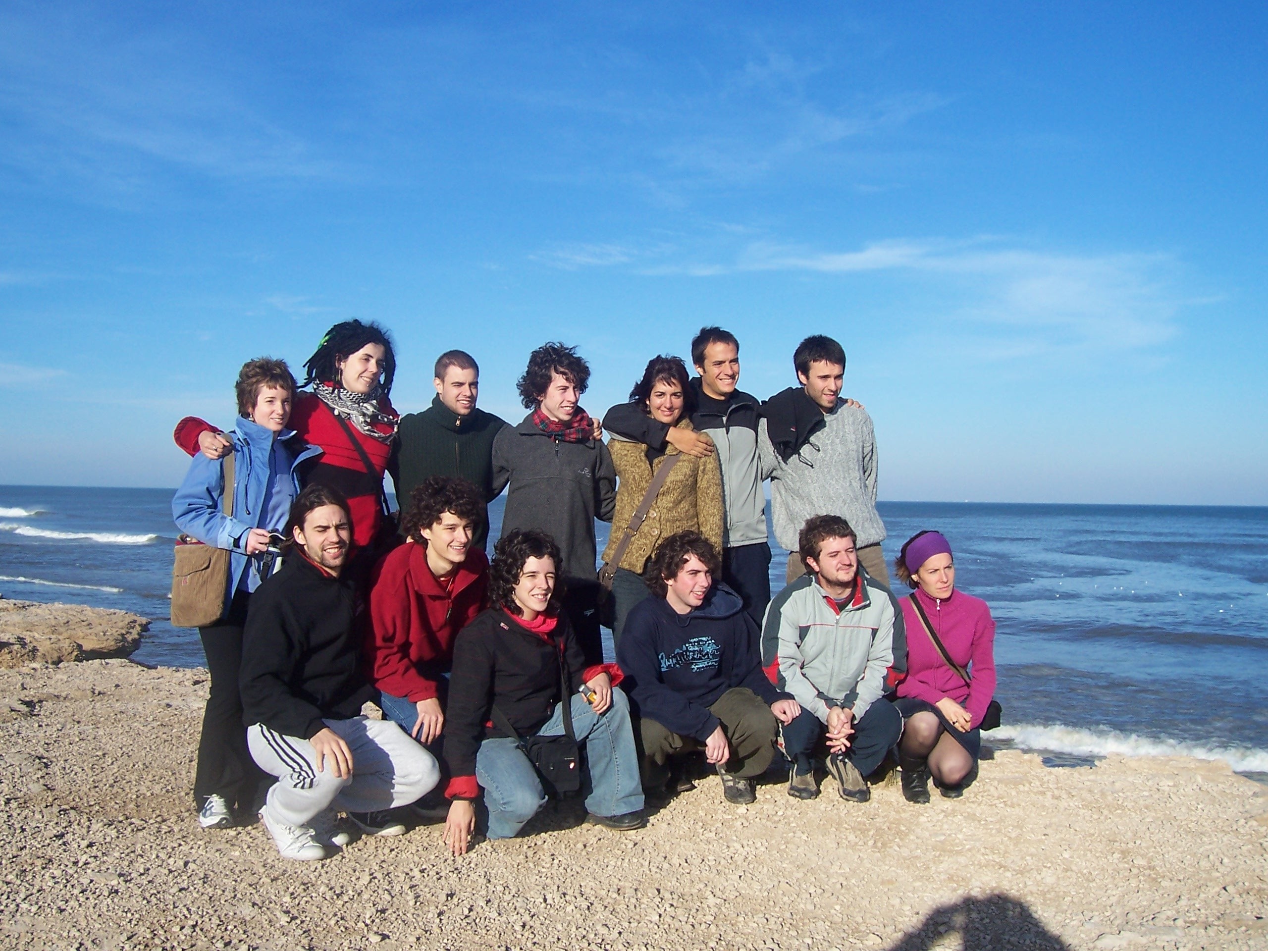 Los participantes en Hator Hona 2005 posan en durante su estancia en Necochea (fotos M.Arrillaga)